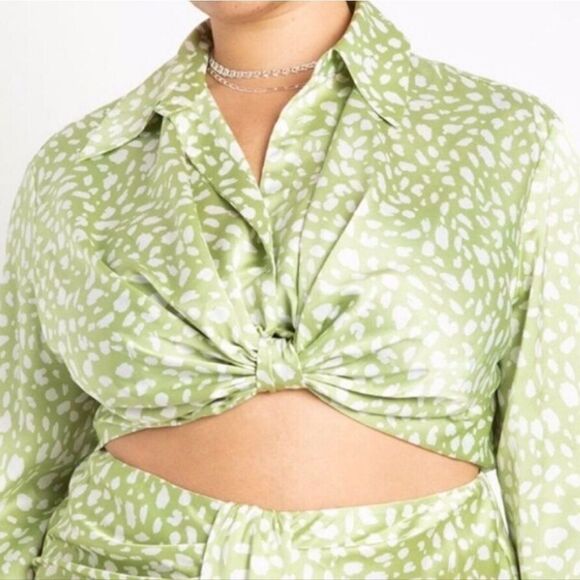 Eloquii Stylish Green Patterned Blouse size  28 euc - Picture 1 of 7
